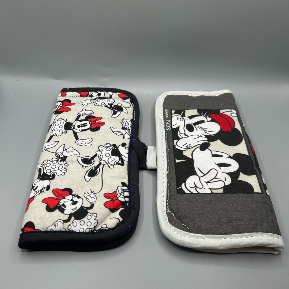 Minnie Mouse Disney sunglasses holder handmaid
